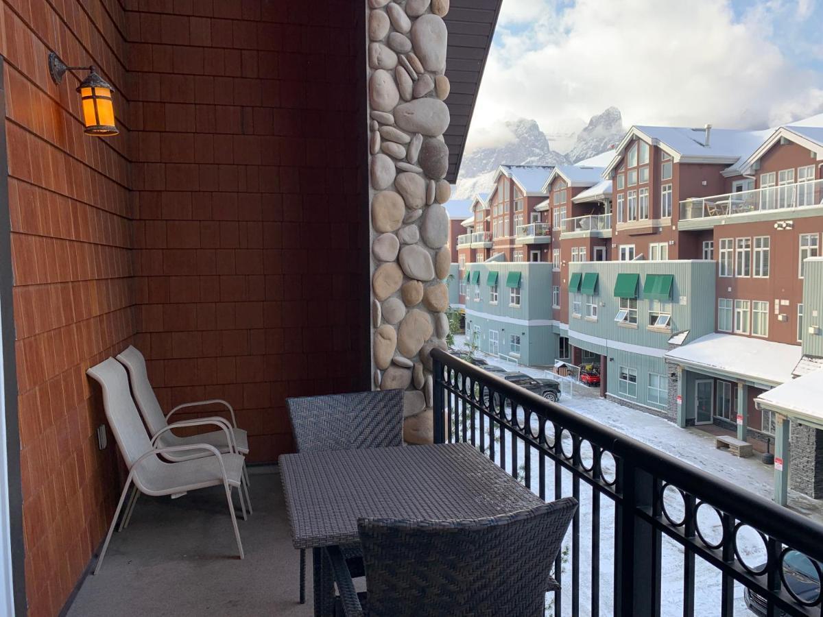 Luxury Two Queen Beds Condo - Grande Rockies Resort Indoor Parking Pool Hot Tub Gym Canmore Esterno foto