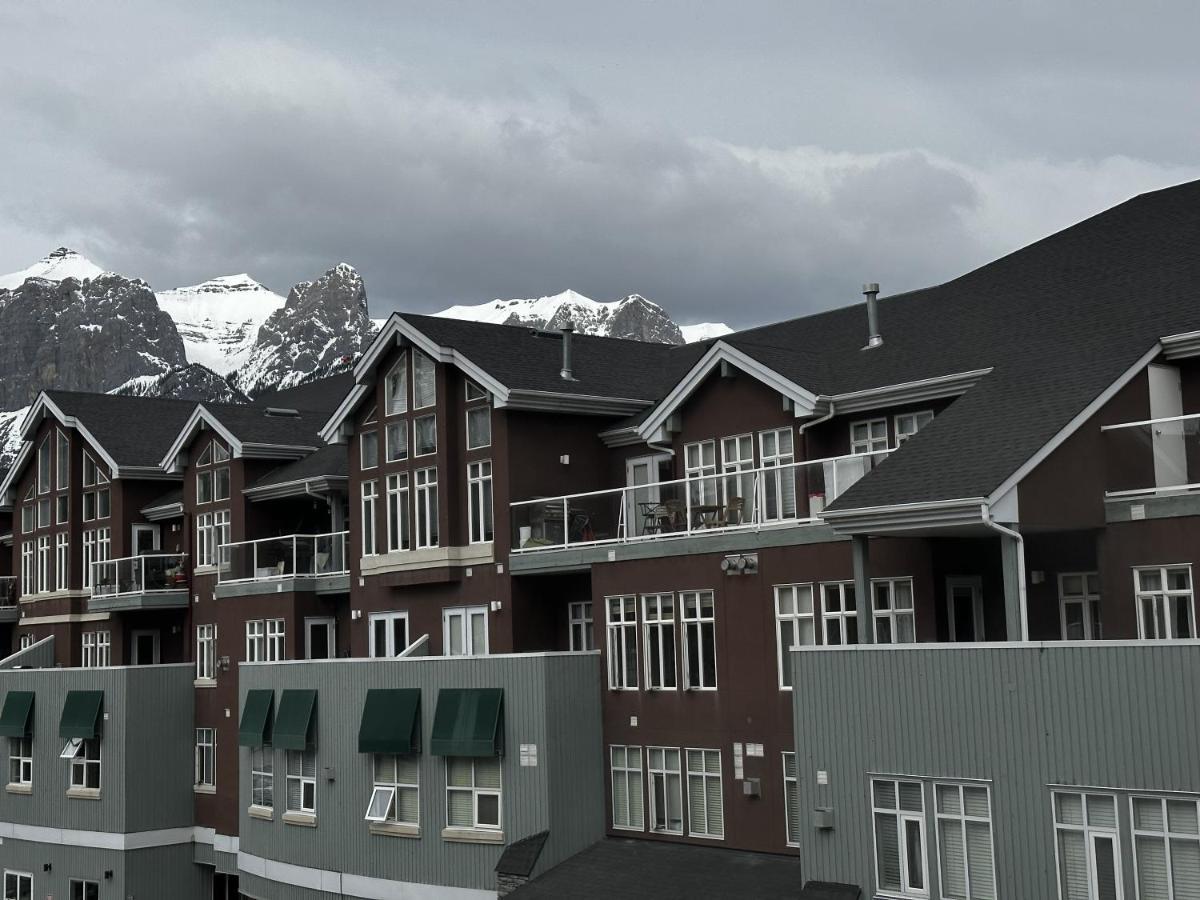 Luxury Two Queen Beds Condo - Grande Rockies Resort Indoor Parking Pool Hot Tub Gym Canmore Esterno foto